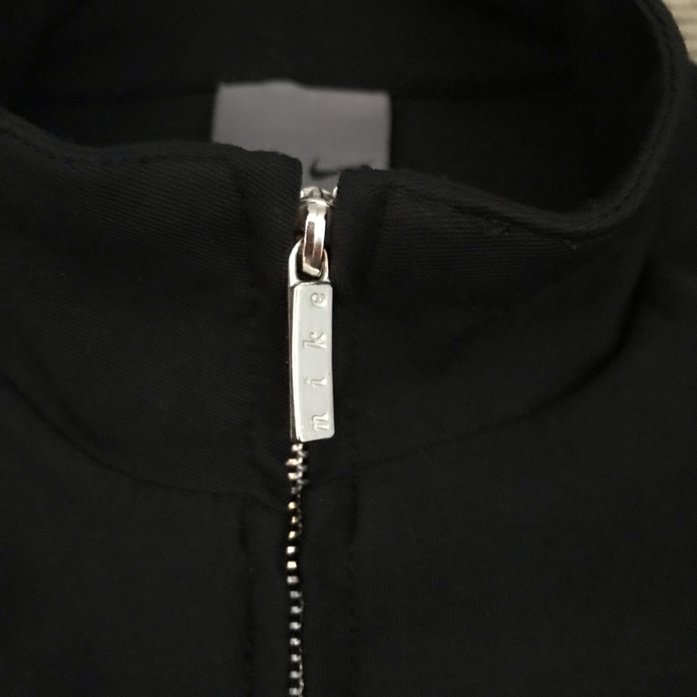 Nike Dri-fit  athletic zip up cropped jacket - Picture 4 of 7